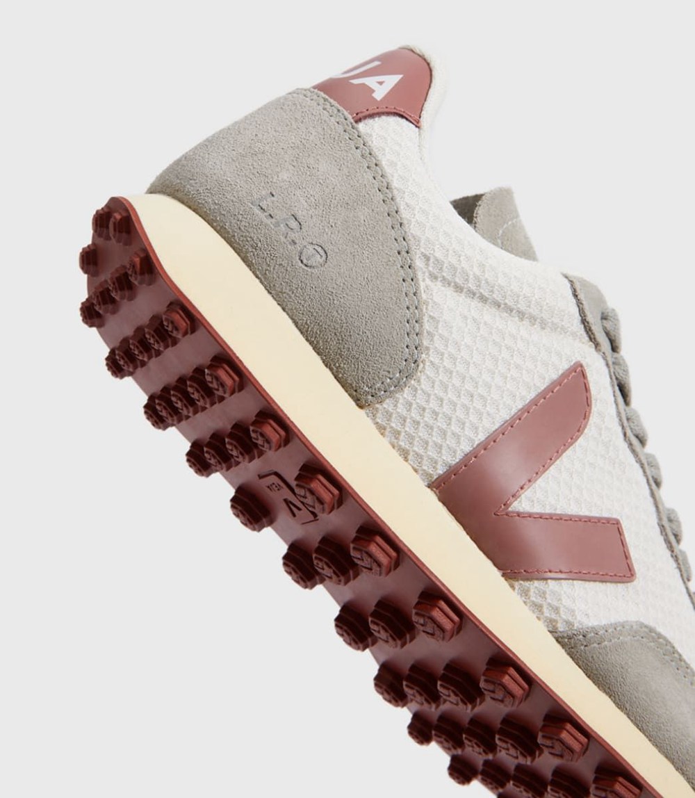 Veja Sneakers Dam - Rio Branco Hexamesh Gravel - Grå/Vita - 295814-SAU